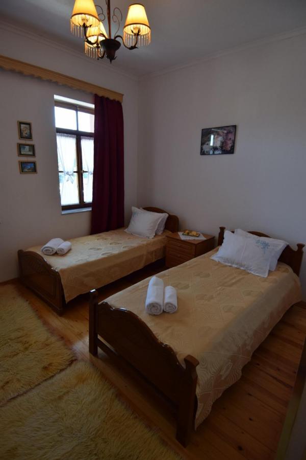 Hotel Brahimi Gjirokastër المظهر الخارجي الصورة