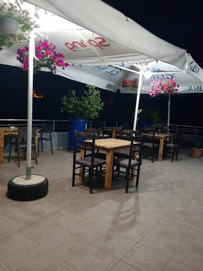 Hotel Brahimi Gjirokastër المظهر الخارجي الصورة