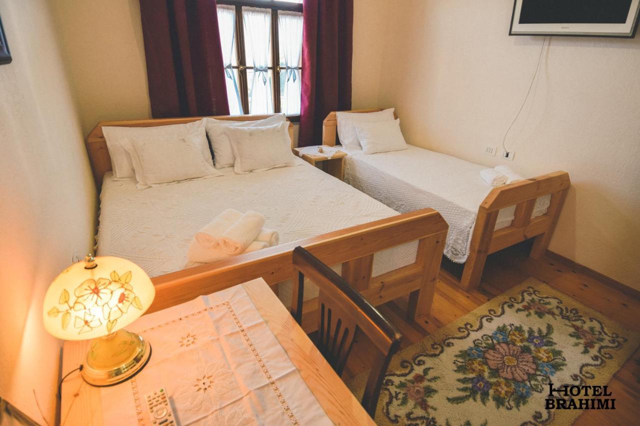 Hotel Brahimi Gjirokastër المظهر الخارجي الصورة