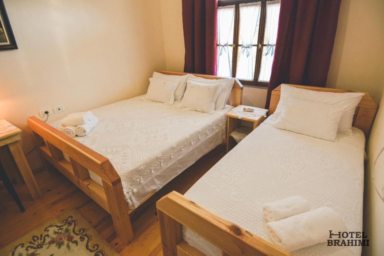 Hotel Brahimi Gjirokastër المظهر الخارجي الصورة