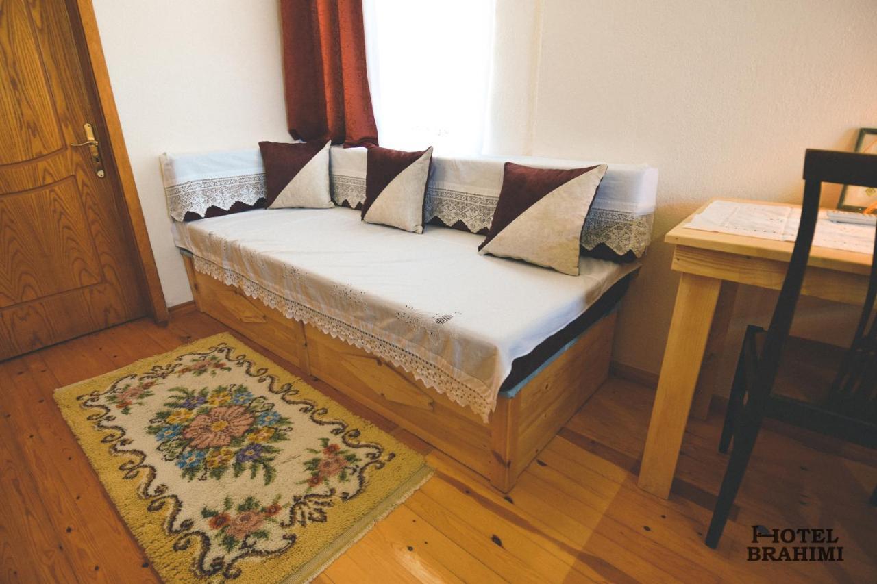 Hotel Brahimi Gjirokastër المظهر الخارجي الصورة